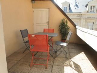 CHARMANT APPARTEMENT CENTRE VILLE LE RONSARD - Nogent-le-Rotrou - 4
