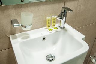 Argo Hotel Piraeus - 2