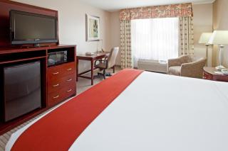 Holiday Inn Express & Suites College Station by IHG - College Station - 6
