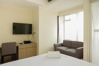 Highest Value Studio Room at Menteng Park Apartment By Travelio - 9