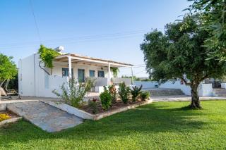 Aeolus pool apts - 4