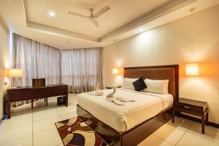 The Bentley Seaside Boutique Hotel - Chennai - 5