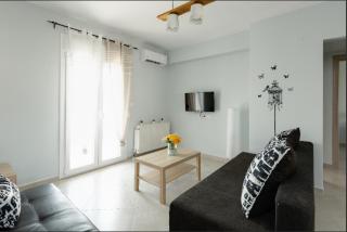 Bright Spacious Two-Bedroom Apartment - Tesalónica - 7