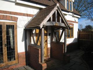 Measure Cottage - Sleeps 4 - Private Hot tub and garden - Henley in Arden - 5