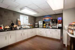 Baymont by Wyndham Sheridan - Sheridan - 1