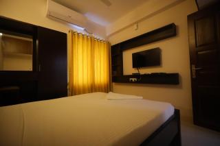 Kfour Apartment & Hotels Private Limited - Madurai - 7