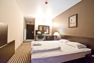 семеен ХОТЕЛ РОМАНТИКА - 9