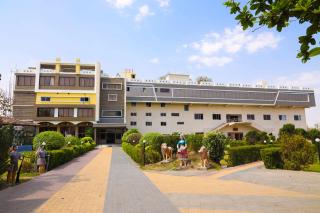 Hotel Sunrise N Resorts - Nagpur - 0