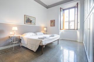 Santa Maria Novella 4 bedrooms by Mmega - Firenze - 7