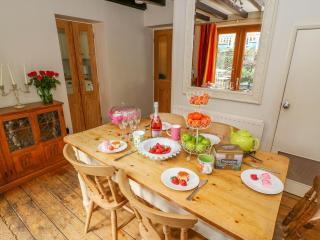 Sandy Cottage - 1