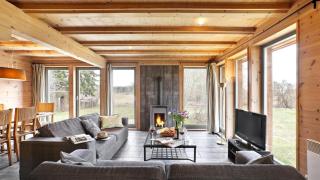 traumHaff Küstenchalets - einzigartige Chalets an der Ostsee. Ganz aus Lärchenholz mit Kamin und Sauna - Vogelsang - 5