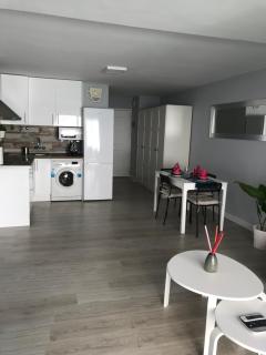 Estudio moderno con jardín privado - Torremolinos - 5