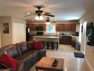 Private Guest House on Acreage - 0