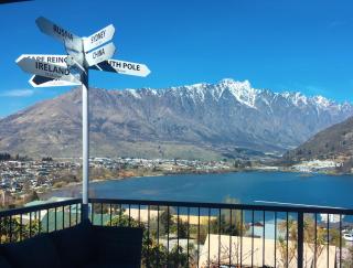 The Embassy B&B - Queenstown - 0