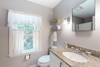White Lobster Cottage - 9