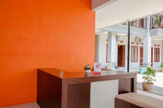 OYO 1566 El Reyshi Family Residence Syariah - 3