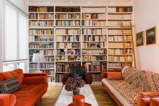 Veeve - The Library Wall - Parijs - 0