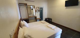 Surf Deck - Thulusdhoo - 5