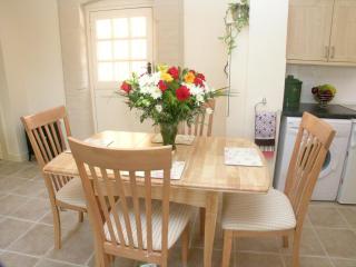 Falstaff Cottage for up to 5, Stratford upon Avon - Stratford-upon-Avon - 3