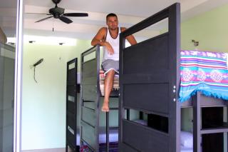 Room2Board Hostel and Surf School - Jacó - 2