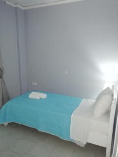 Seven Seas Apartments - 6