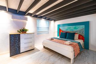 Saunders 3BD Beach Cottage - Nassau - 6