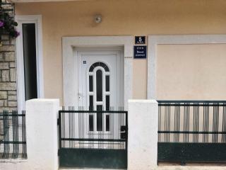 Apartments Brlečić - Pirovac - 4