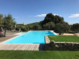 Le Domaine du Cade-Gîtes d'exception 4étoiles "La Villa du Cade" - Cazevieille - 0