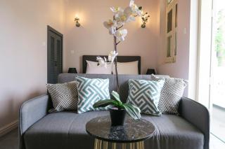 Deluxe Studio & Suite by RR - Singapore - 0