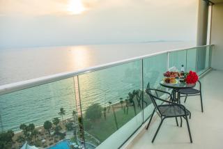 Movenpick Residences Pattaya with Ocean View - 6