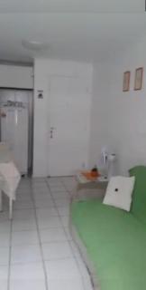 NA BEIRA MAR DE PAJUCARA- EDIF NEO- APARTAMENTO QUARTO E SALA - TEM VARANDA - VISTA LATERAL DO MAR - RUA JULIO PLECH FILHO 60 ESQUINA COM AVENIDA DOUTOR ANTONIO GOUVEIA - CONSUMO ELETRICO É PAGO No CKECK-OUT 1KWH É 1,35 REIAS - ANDAR "6" - Maceió - 2