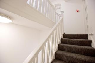 Stylist Studio 17 minutes to City - London - 1