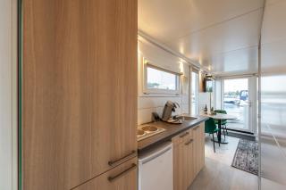 Tiny floating house, Mallorca - Maastricht - 1