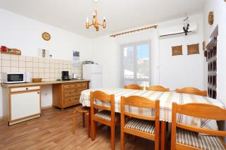 Apartments by the sea Arbanija, Ciovo - 17332 - 1