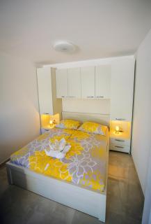 Apartment Hrvoje - Studio Bombon - Zagvozd - 8