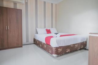 RedDoorz Syariah near Jamtos Jambi 2 - Jambi - 2