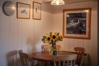 Beachcomber Cottage - 3