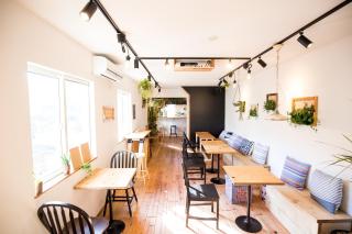 IZA Enoshima Guest House and Bar - Fujisawa - 9