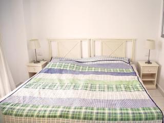 2 min Walk to Beach - Private Solarium Bungalow - 6