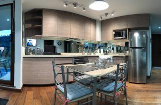 Departamento de lujo a orillas del lago Wifi incluido - 1