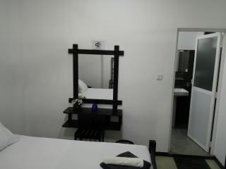 Hikkaduwa Family Inn - Hikkaduwa - 1
