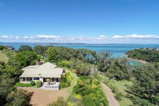 Waiheke Island Vineyard Holiday Houses - Surfdale - 8
