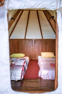 Black Lava Hostel and Lodge - 1