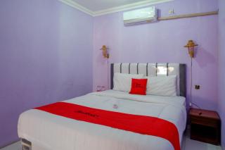 RedDoorz near Goa Jatijajar 2 - 0
