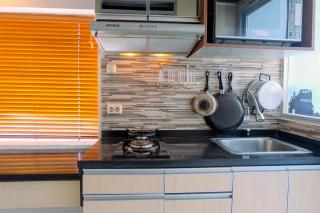 Comfy City View 1BR Apartment Menteng Square By Travelio - Jacarta - 3