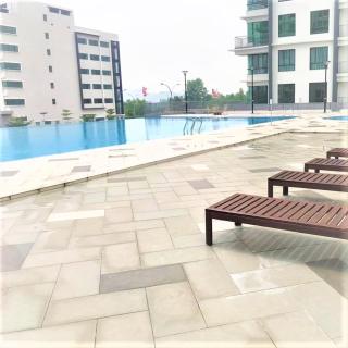 Lvl 22 City Park View 3BR Full Aircond with Pool at Casa Kayangan Meru - Ipoh - 5