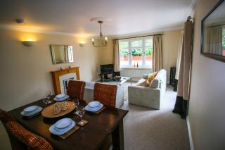 Turnberry Apartments - 7