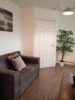 Carvetii - Edward House C - 2 Dbl bed 2nd floor flat - Dunfermline - 6