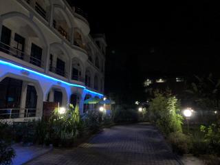 Hotel Satyam - 2