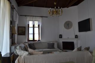 Aenaon Guesthouse - 1